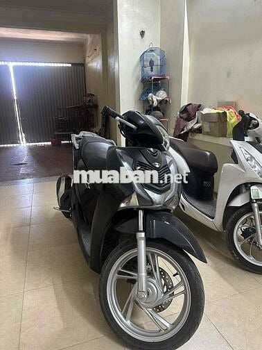 cần bán xe sh 150 2019