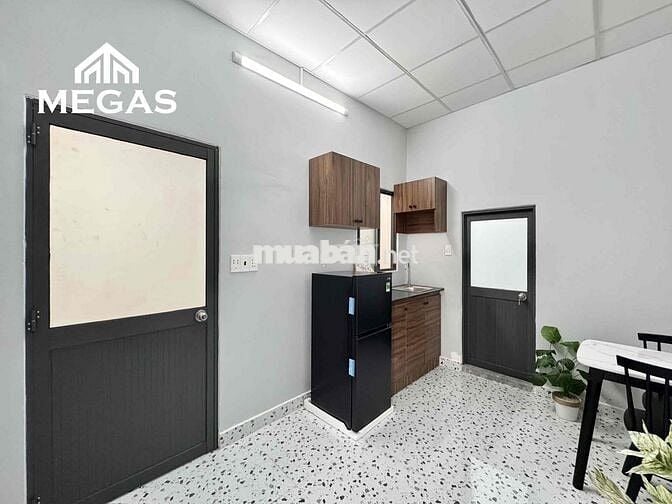 CHO THUÊ CĂN HỘ 1PN BANCONG MỚI 40m2 - GẦN BẾN VÂN ĐỒN, KHÁNH HỘI