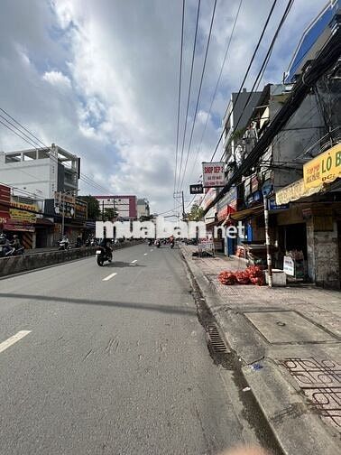 Cần cho thuê mặt bằng Huỳnh Tấn Phát - Quận 7