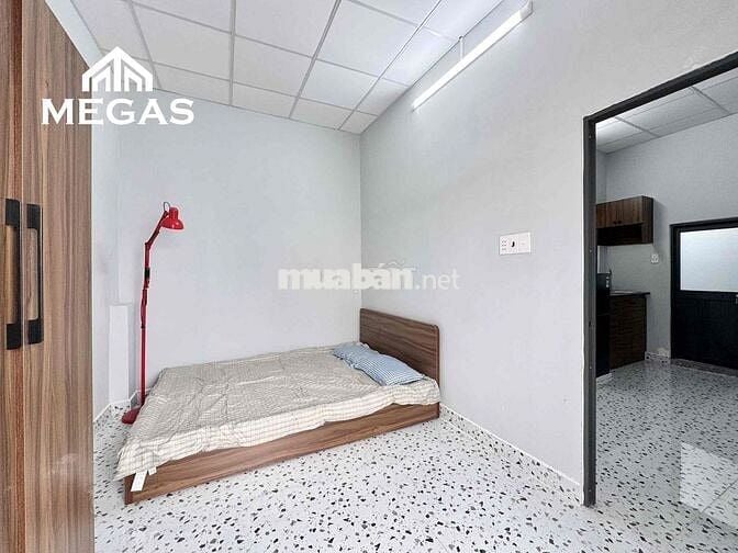CHO THUÊ CĂN HỘ 1PN BANCONG MỚI 40m2 - GẦN BẾN VÂN ĐỒN, KHÁNH HỘI