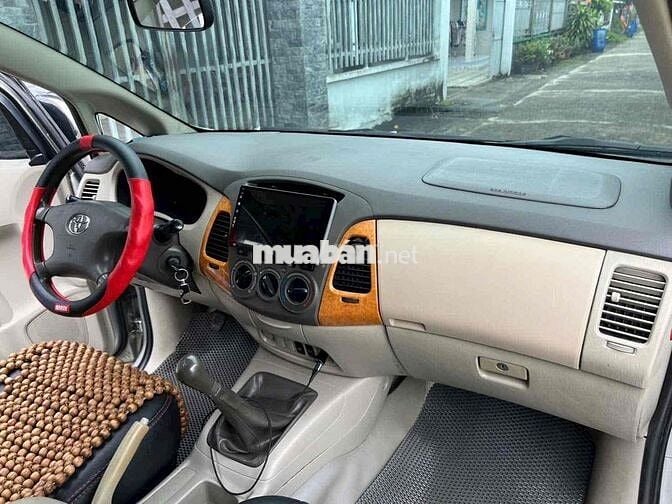 Toyota Innova 2009 G - 172000 km