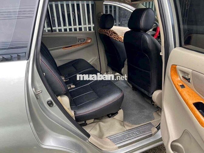 Toyota Innova 2009 G - 172000 km