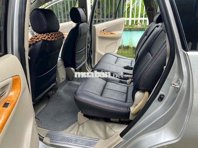 Toyota Innova 2009 G - 172000 km