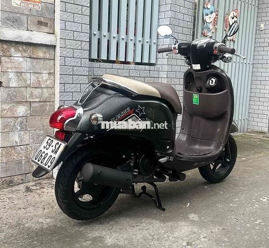 Scoopy 50cc chính chủ đẹp, máy êm thì thầm biển SG