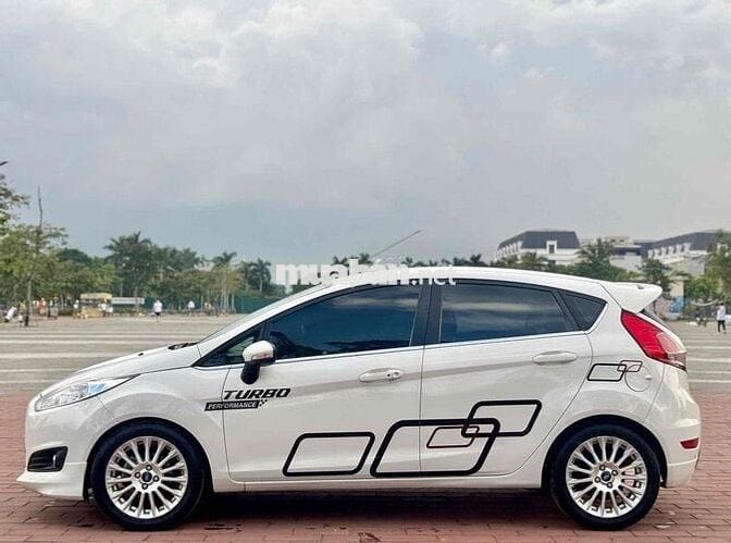 Ford Fiesta 2015 S 1.0 AT Ecoboost - 100000 km