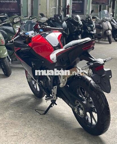 Honda CBR 150R 2023 mới