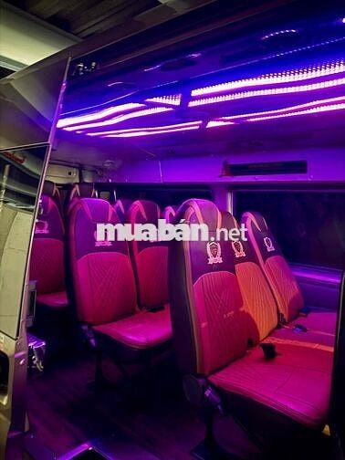 Ford Transit MCA 2023 21.000km siêu lướt xe chở nv