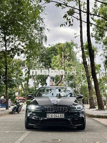 BMW 3 Series 2011 325i - chính chủ