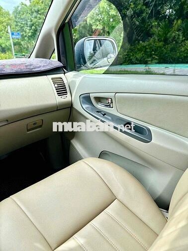 Toyota Innova 2014 E - 120000 km