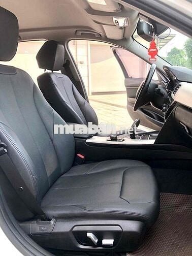 BMW 3 Series 2015 320i - 82000 km máy b48