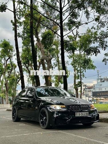BMW 3 Series 2011 325i - chính chủ