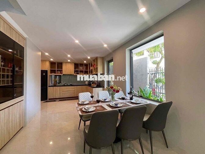 Cho thuê villa 3 phòng ngủ có hồ bơi khu Thăng Long, Đà Nẵng
