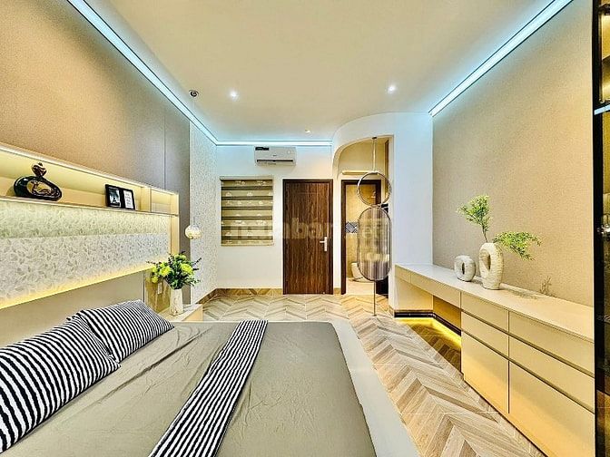 ⭐️Nhà 3 Lầu DT:4x18m tuyệt đẹp Cao cấp hẻm xe hơi Nguyễn Văn Khối, P11