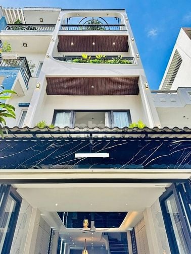 ⭐️Nhà 3 Lầu DT:4x18m tuyệt đẹp Cao cấp hẻm xe hơi Nguyễn Văn Khối, P11
