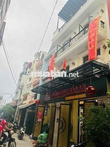🌹Nhà Đẹp 2 Tầng — Gần Lê Văn Quới Bình Long (4m x 14m) Hướng Chính Tây