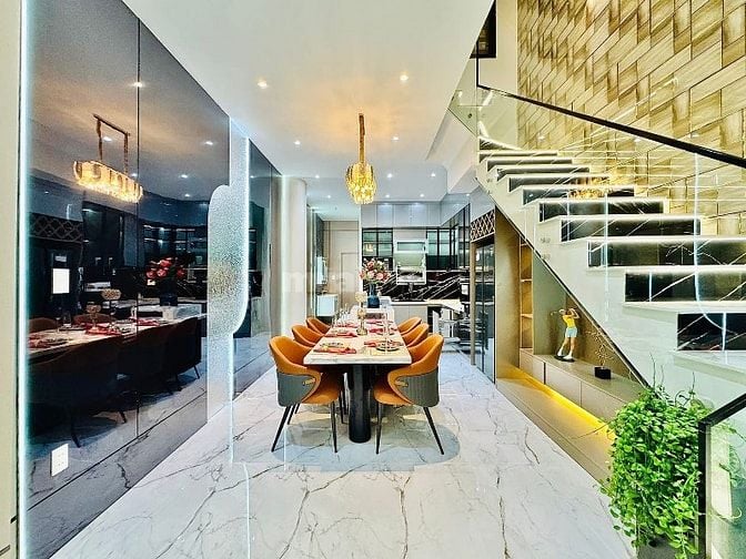 ⭐️Nhà 3 Lầu DT:4x18m tuyệt đẹp Cao cấp hẻm xe hơi Nguyễn Văn Khối, P11