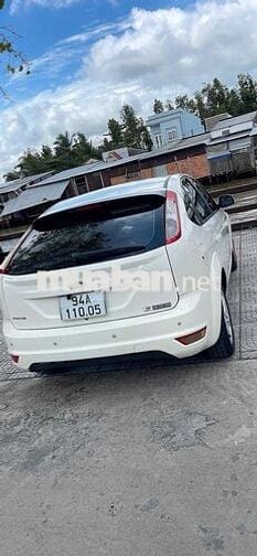 Ford Focus 2011 1.8 AT - 130000 km