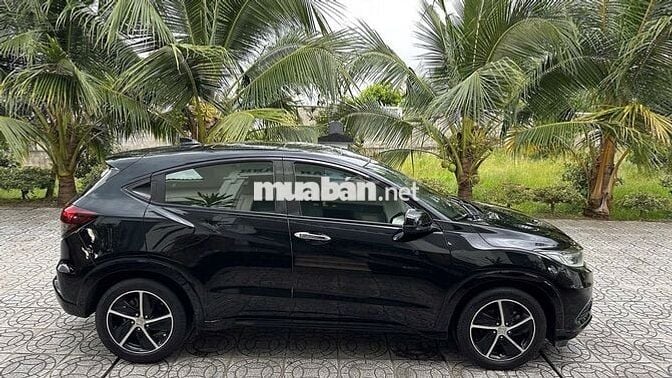 Honda HR-V 1.8 bản L full option, đăng ký 02/2019