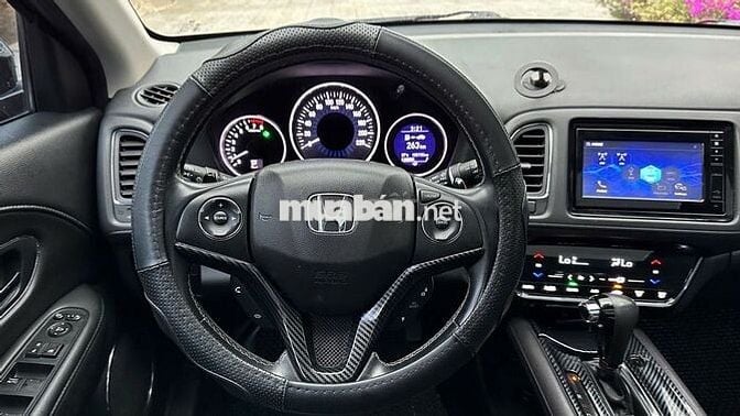 Honda HR-V 1.8 bản L full option, đăng ký 02/2019