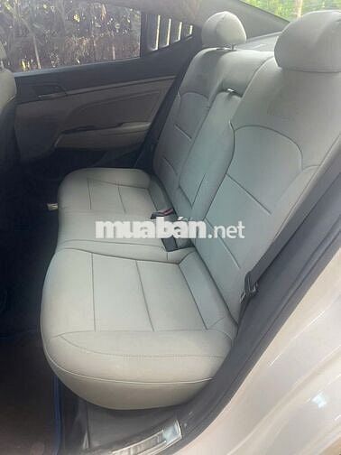 Hyundai Elantra 2017 2.0 AT - 186000 km