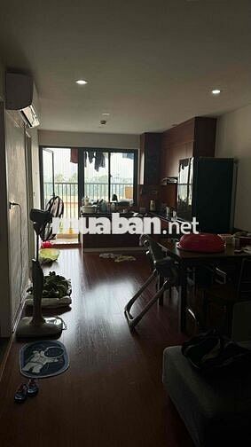 Cần bán căn hộ 67m2 2n2vs tầng đẹp toà v2 thevesta Cần bán căn hộ 67m2 2n2vs tầng đẹp toà v2 thevesta