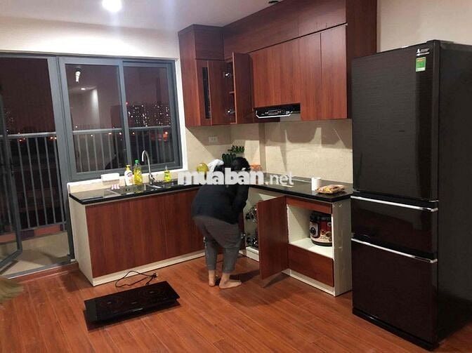 Cần bán căn hộ 67m2 2n2vs tầng đẹp toà v2 thevesta