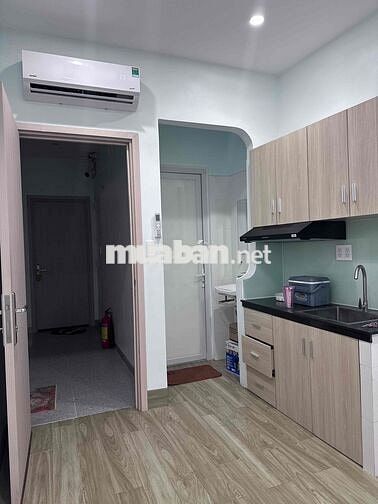 phòng cho thuê với diện tích 25m2 ngay trung tâm q6 nhiều tiện ít