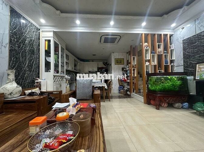 BÁN NHÀ ĐẸP – HOÀNG HOA THÁM, TRUNG TÂM BA ĐÌNH--CÁCH 5M RA OTO
