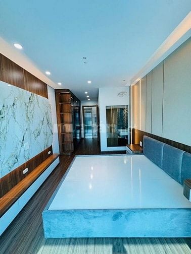 Bán nhà Xuân Đỗ, Long Biên 47m, 6 tầng. Giá: 9.2 tỷ. LH: Zalo/gọi ngay 0398.55.8888