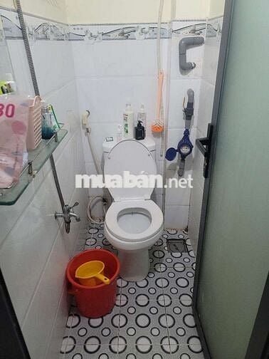 Cho Thuê Phòng Trọ 20m2/ Đường kênh tân hóa, Quận Tân Phú