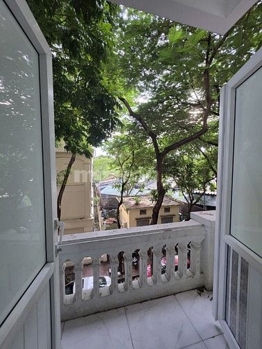 CHO THUÊ NHÀ ngõ 47 Xuân Quỳnh Trung Hòa Cầu Giấy, DT 35m2