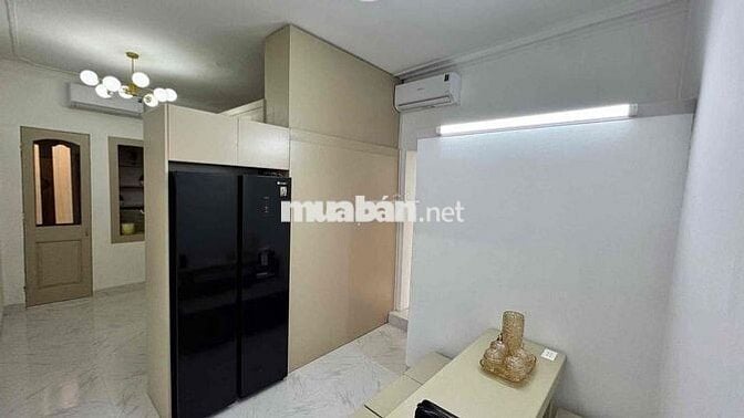 Bán căn hộ 90 m2 tập thể mặt phố cổ Lê thánh Tông - Lý Thường Kiệt .