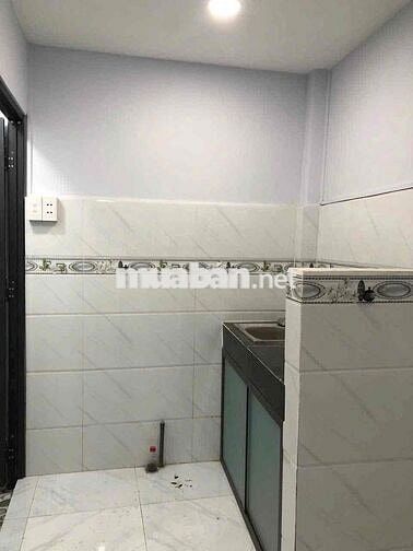 Bán nhà nhỏ xinh xinh,khu an ninh..Xây 1 lầu kiên cố,hẻm 3m.. Giá tốt.