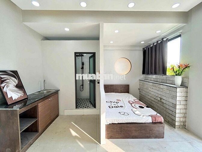 Căn Hộ Full Nội Thất Ban Công Giáp Q1 Ngay Lê Văn Duyệt