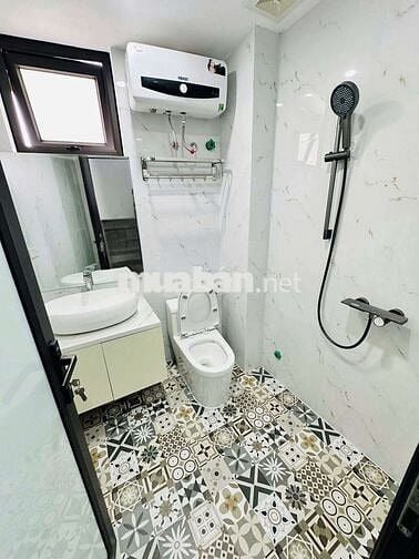 68 CẦU GIẤY - GẦN HỒ ĐIỀU HÒA - MÁT MẺ AN SINH TỐT - FULL NỘI THẤT ĐẸP