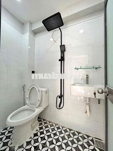 Căn Hộ Full Nội Thất Ban Công Giáp Q1 Ngay Lê Văn Duyệt