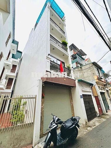 Bán Nhà Cầu Giấy 48M2 - Ô Tô Ngủ Trong Nhà - Thang Máy