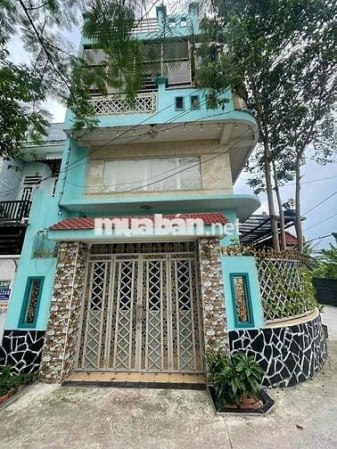 Bán nhà lô góc 2 mặt tiền tại xã Bà Điểm, Hóc Môn