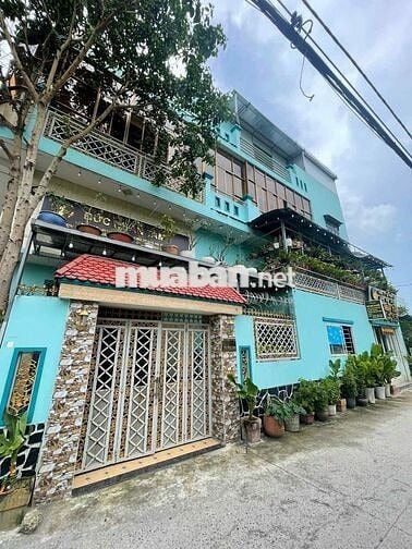 Bán nhà lô góc 2 mặt tiền tại xã Bà Điểm, Hóc Môn
