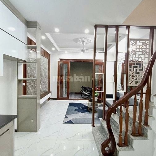  5 TẦNG MỚI – PHÚC LỢI – LONG BIÊN – GẦN Ô TÔ TRÁNH – GIÁ CHỈ 5.2 TỶ