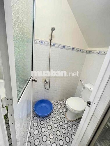 Nhà full nội thất KDC Hoàng Quân