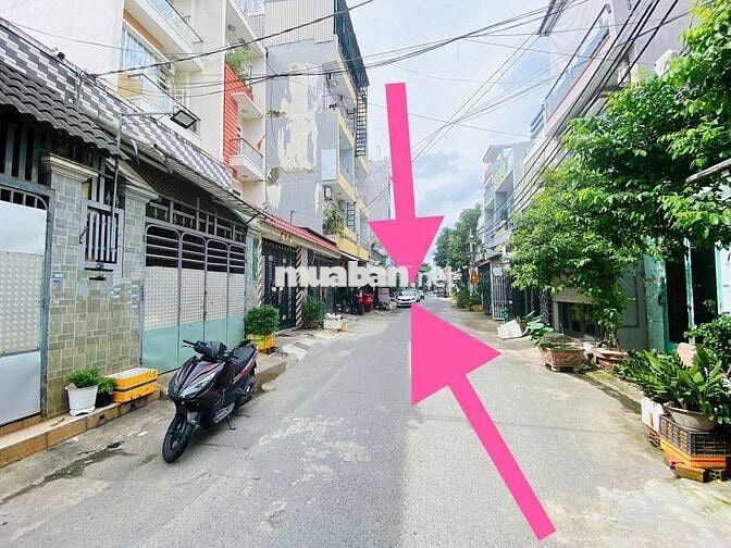 Nhà cấp 4 dtich 185m2 hẻm 10m đường Lê Văn Quới, P. BHH A, Q. Bình Tân