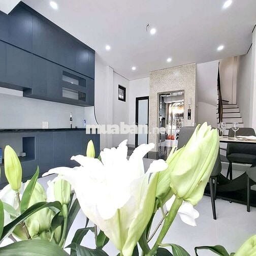NHÀ MỚI KÍNH KOONG 6 TẦNG THANG MÁY LÔ GÓC 2 THOÁNG NGÕ THÔNG ÔTÔ QUA