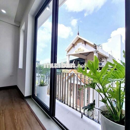 NHÀ MỚI KÍNH KOONG 6 TẦNG THANG MÁY LÔ GÓC 2 THOÁNG NGÕ THÔNG ÔTÔ QUA