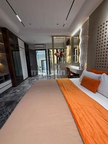 ⭐️Siêu phẩm 5 Lầu tuyệt đẹp THANG MÁY CAO CẤP hẻm 7m Nguyễn Văn Khối