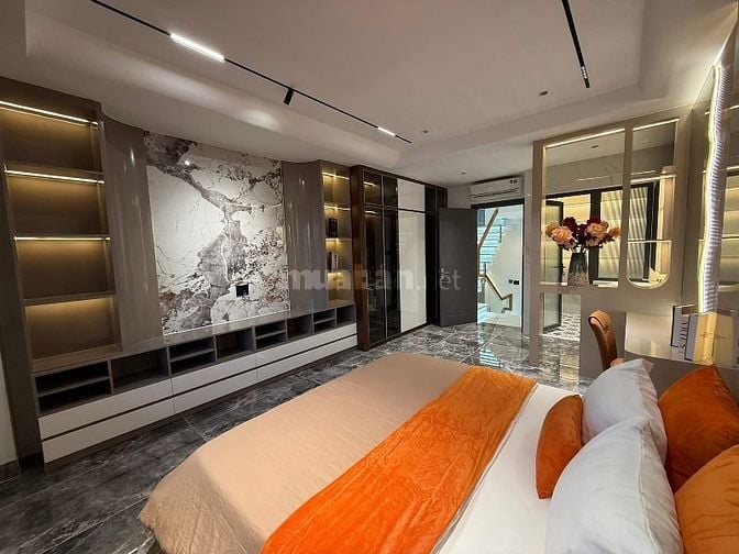 ⭐️Siêu phẩm 5 Lầu tuyệt đẹp THANG MÁY CAO CẤP hẻm 7m Nguyễn Văn Khối