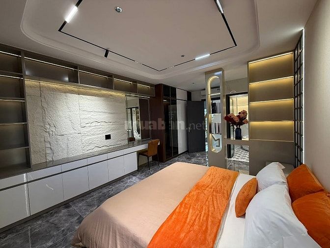 ⭐️Siêu phẩm 5 Lầu tuyệt đẹp THANG MÁY CAO CẤP hẻm 7m Nguyễn Văn Khối