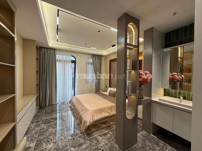 ⭐️Siêu phẩm 5 Lầu tuyệt đẹp THANG MÁY CAO CẤP hẻm 7m Nguyễn Văn Khối