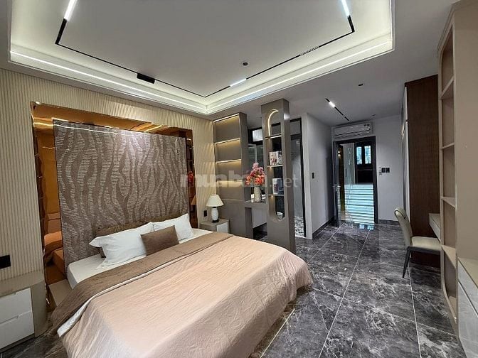 ⭐️Siêu phẩm 5 Lầu tuyệt đẹp THANG MÁY CAO CẤP hẻm 7m Nguyễn Văn Khối