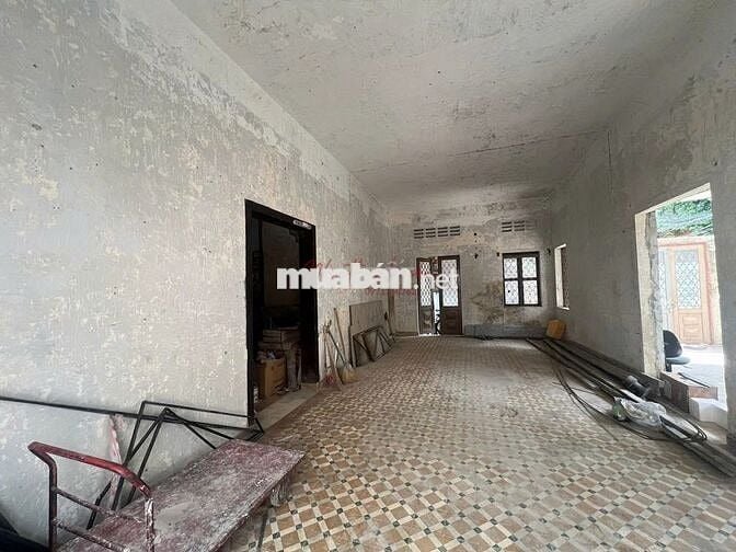 Villa siêu cổ 400m2 mặt tiền Q10 - 1 căn còn lại cuối cùng giá chỉ 6x!